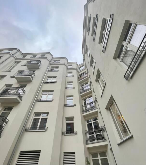 Cute Apartment Perfect For Business And Travel. Warszawa Exteriör bild